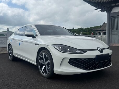 2022 Volkswagen Lamando L II, белый, 2310000 рублей, вид 1