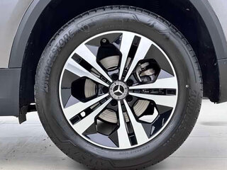 2022 Mercedes-Benz GLA 200 II (H247), серебристый, 2151000 рублей, вид 5