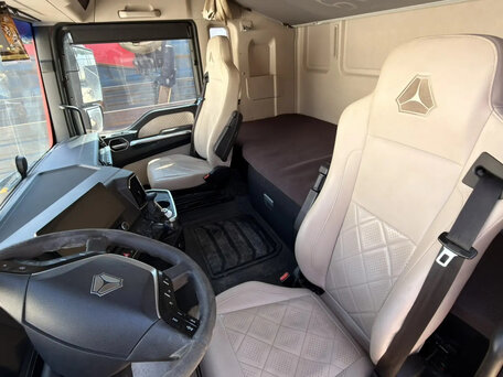 2023 Sinotruk Sitrak C6G, красный, 2955000 рублей, вид 5
