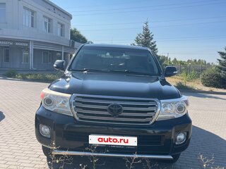 2012 Toyota Land Cruiser 200 Series Рестайлинг 1, чёрный, 3100000 рублей, вид 1