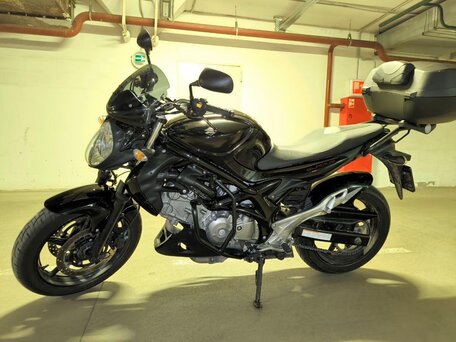2011 Suzuki SFV 650 Gladius, чёрный, 450000 рублей, вид 1