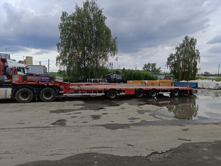 2020 Meusburger Полуприцеп-низкорамный трал, красный, 4000000 рублей, вид 2