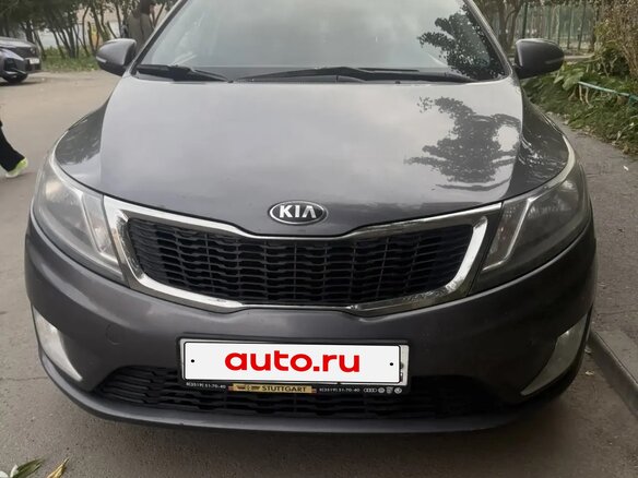 2013 Kia Rio 5-speed III, серый, 620000 рублей