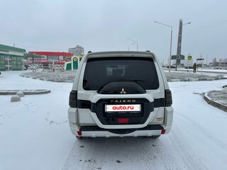 2020 Mitsubishi Pajero IV Рестайлинг 2, белый, 4200000 рублей, вид 4