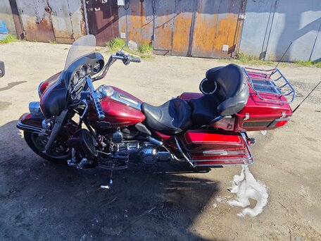 2008 Harley-Davidson Electra Glide, красный, 650000 рублей, вид 1