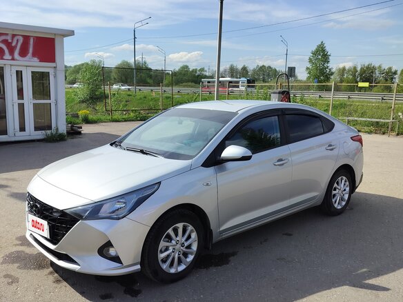 2021 Hyundai Solaris II Рестайлинг, серый - вид 1