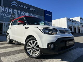 2017 Kia Soul II Рестайлинг, серый, 1550000 рублей, вид 1