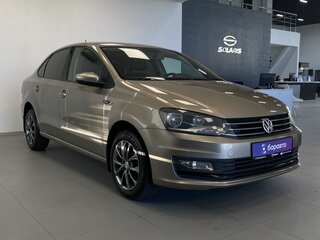 2018 Volkswagen Polo V Рестайлинг, бежевый, 1049000 рублей, вид 3