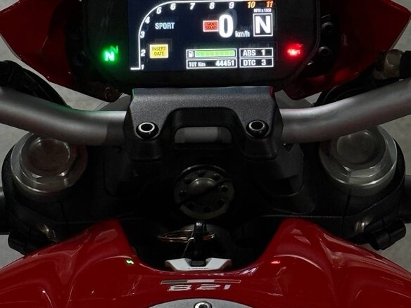 2018 Ducati Monster 821, красный, 530000 рублей - вид 5
