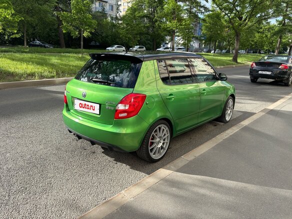 2013 Skoda Fabia RS II, зелёный, 1150000 рублей - вид 2