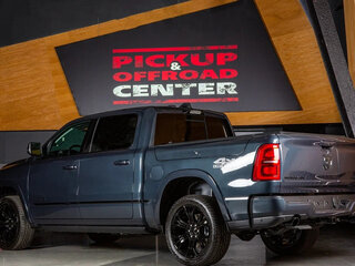 2026 Ram 1500 Crew Cab V Рестайлинг, синий, 12098000 рублей, вид 3