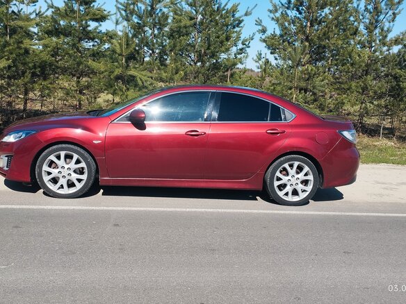 2008 Mazda 6 II (GH), пурпурный, 700000 рублей - вид 2
