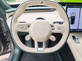 2025 Xiaomi YU7 Max, серебристый, 7200000 рублей, вид 5