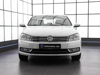 2013 Volkswagen Passat B7, белый, 1329000 рублей, вид 2