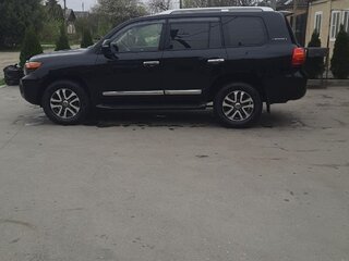 2014 Toyota Land Cruiser 200 Series Рестайлинг 1, чёрный, 3999000 рублей, вид 5