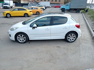 2011 Peugeot 207 I Рестайлинг, белый, 425000 рублей, вид 5