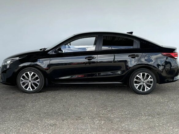 2021 Kia Rio IV Рестайлинг, чёрный, 1580000 рублей - вид 7