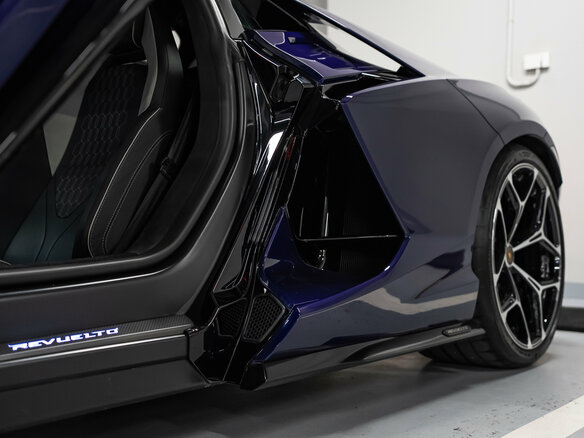 2026 Lamborghini Revuelto, фиолетовый, 74900000 рублей - вид 17