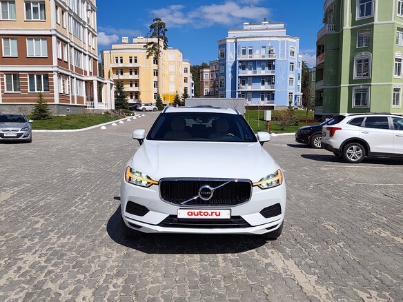 2020 Volvo XC60 II, белый, 3149000 рублей - вид 2