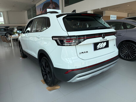 2026 Volkswagen Tharu XR, серый, 2180000 рублей, вид 4