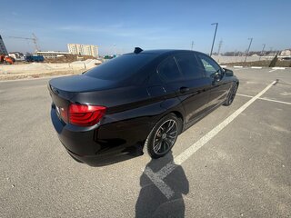 2011 BMW 5 серии 530d xDrive VI (F10/F11/F07), чёрный, 1800000 рублей, вид 1