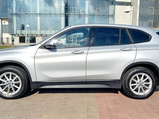 2018 BMW X1 18d sDrive II (F48), серебристый, 2219996 рублей, вид 3