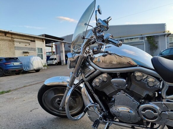 2006 Harley-Davidson V-Rod, серебристый, 1200000 рублей - вид 5