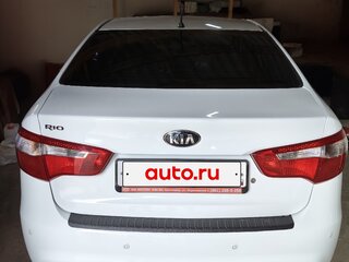 2014 Kia Rio III, белый, 900000 рублей, вид 4