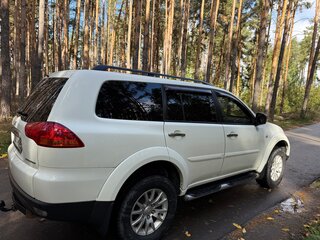 2013 Mitsubishi Pajero Sport II, белый, 2300000 рублей, вид 2