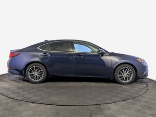 2017 Lexus ES 250 VI Рестайлинг, синий, 2500000 рублей, вид 4