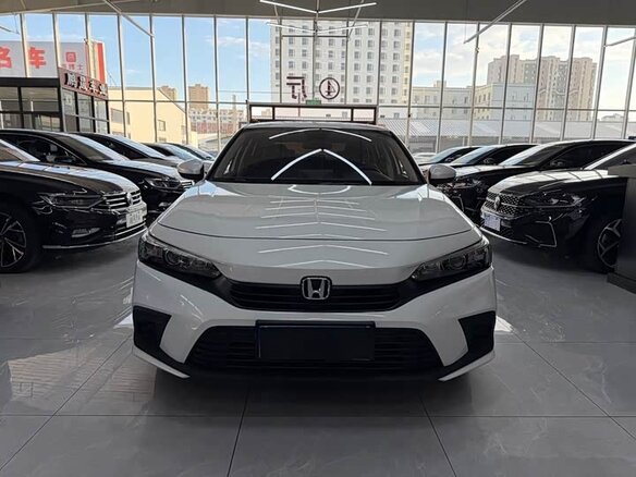2022 Honda Civic XI, белый - вид 1