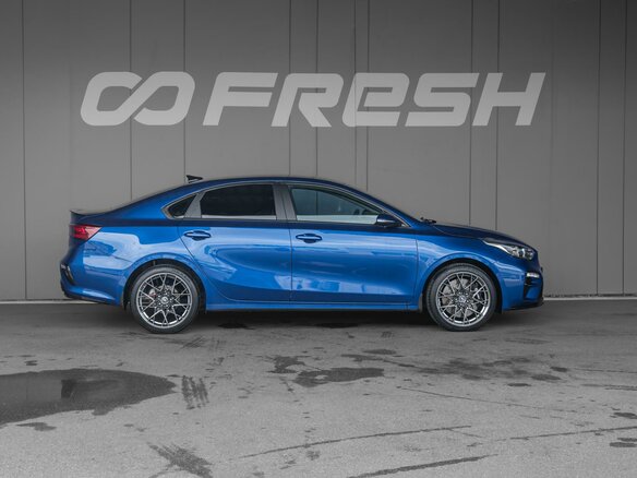 2020 Kia Cerato IV, синий, 2299000 рублей - вид 4