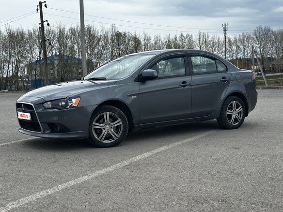 2011 Mitsubishi Lancer X Рестайлинг, серый, 900000 рублей