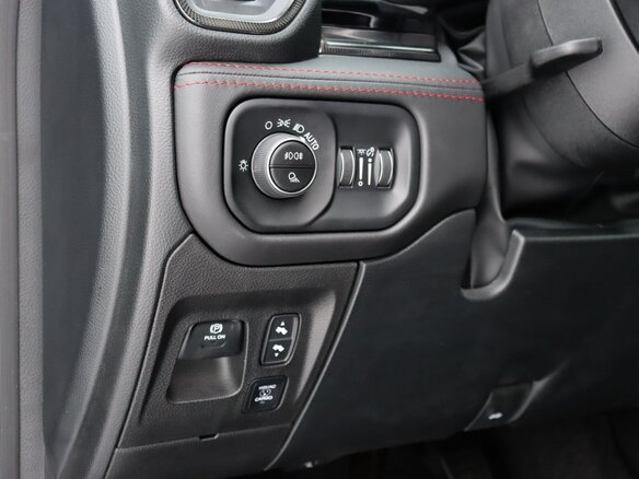 2026 Ram 1500 RHO V Рестайлинг, чёрный - вид 21
