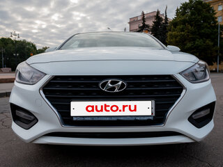 2018 Hyundai Solaris II, белый, 1100000 рублей, вид 4