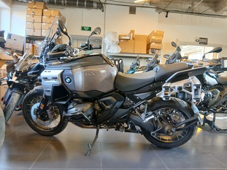 2025 BMW R 1300 GS Adventure, чёрный, 3190000 рублей, вид 2