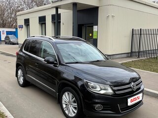 2013 Volkswagen Tiguan I Рестайлинг, чёрный, 1590000 рублей, вид 3