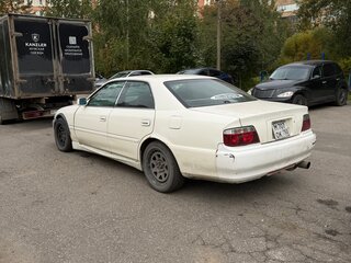 1998 Toyota Chaser VI (X100) Рестайлинг, белый, 800000 рублей, вид 4
