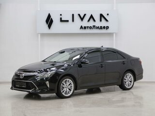 2017 Toyota Camry VII (XV50) Рестайлинг 2, чёрный, 1885000 рублей, вид 3