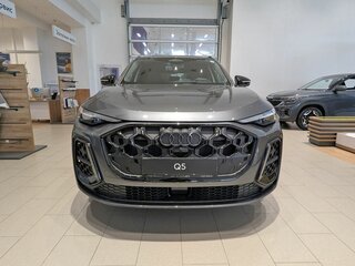 2026 Audi Q5 45 TFSI III (GU), серый, 8190000 рублей, вид 2