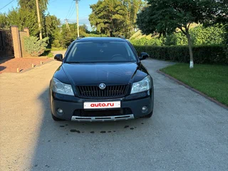 2010 Skoda Octavia Scout II (A5) Рестайлинг, чёрный, 850000 рублей, вид 1
