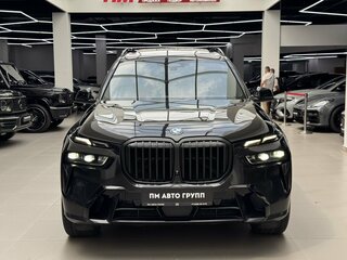 2022 BMW X7 40i I (G07) Рестайлинг, чёрный, 9990000 рублей, вид 3