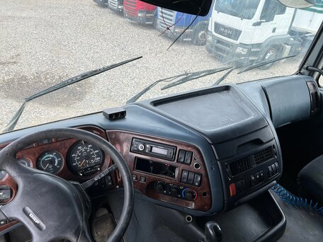 2000 DAF XF 95, белый, 630000 рублей, вид 5