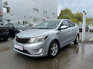 2013 Kia Rio 5-speed III, серебристый, 619873 рублей, вид 3