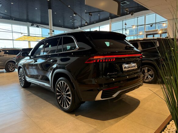 2026 Geely Monjaro I, чёрный - вид 5