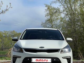 2019 Kia Rio IV, белый, 1490000 рублей, вид 5