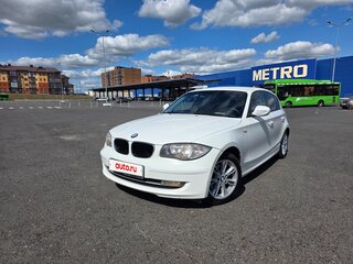 2011 BMW 1 серии 116i I (E81/E82/E87/E88) Рестайлинг, белый, 850000 рублей, вид 3