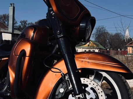 2011 Harley-Davidson Street Glide, коричневый, 999000 рублей, вид 4