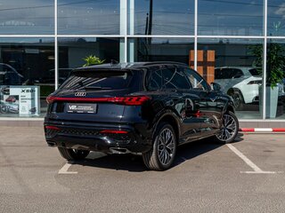 2026 Audi Q5 L III (GU), чёрный, 6550000 рублей, вид 5