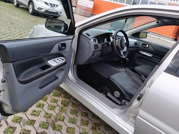 2002 Mitsubishi Lancer IX, серебристый - вид 10